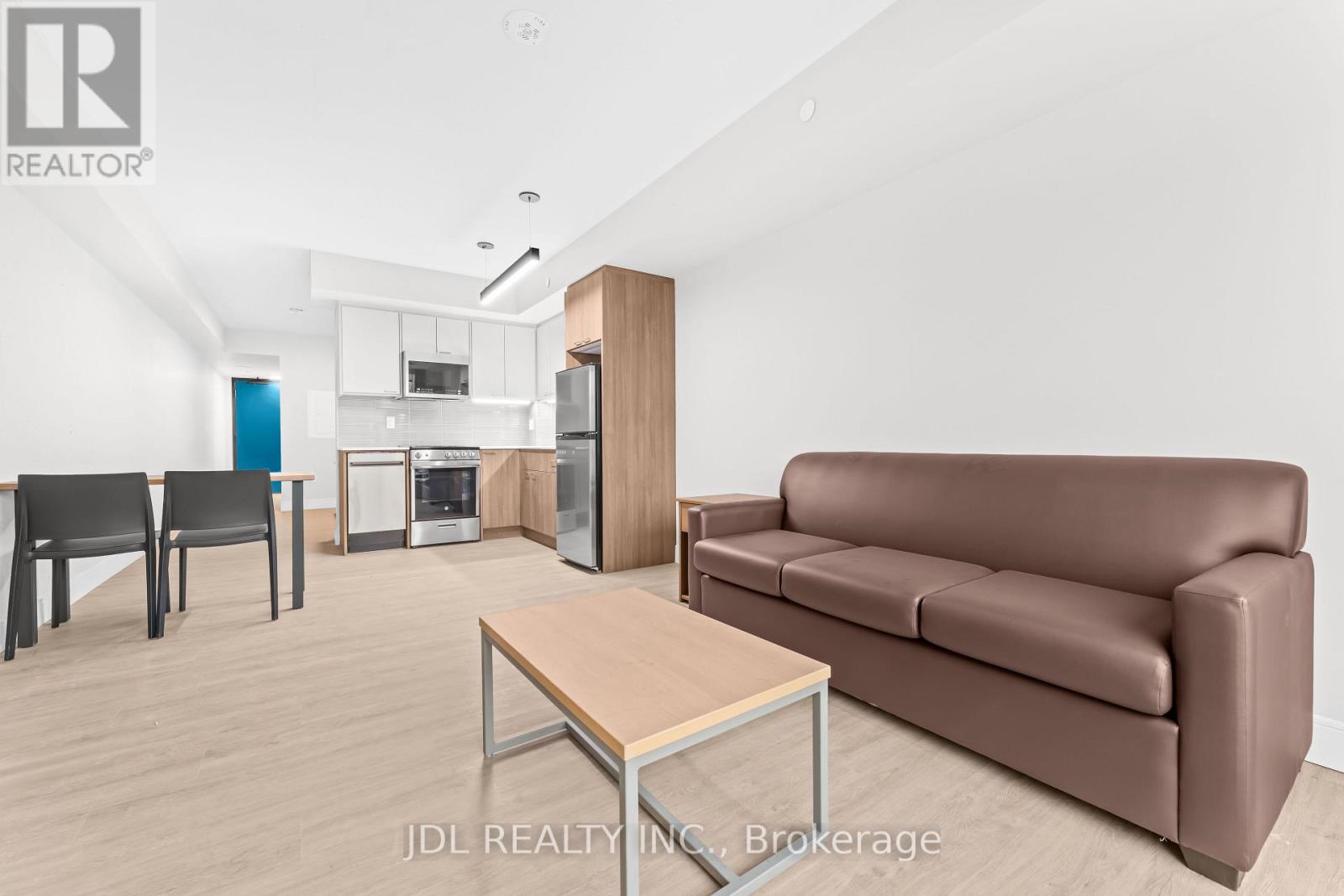 501 - 140 D'arcy Street, Toronto, Ontario  M5T 0G5 - Photo 12 - C14129002