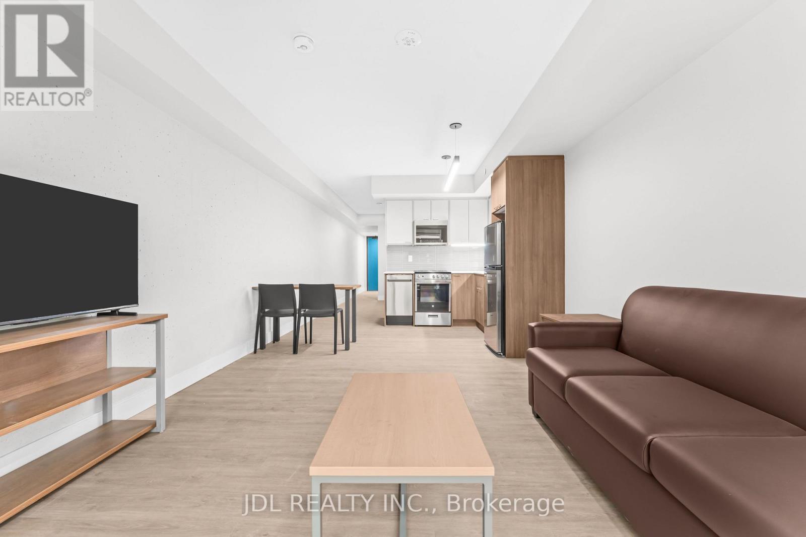 501 - 140 D'arcy Street, Toronto, Ontario  M5T 0G5 - Photo 13 - C14129002