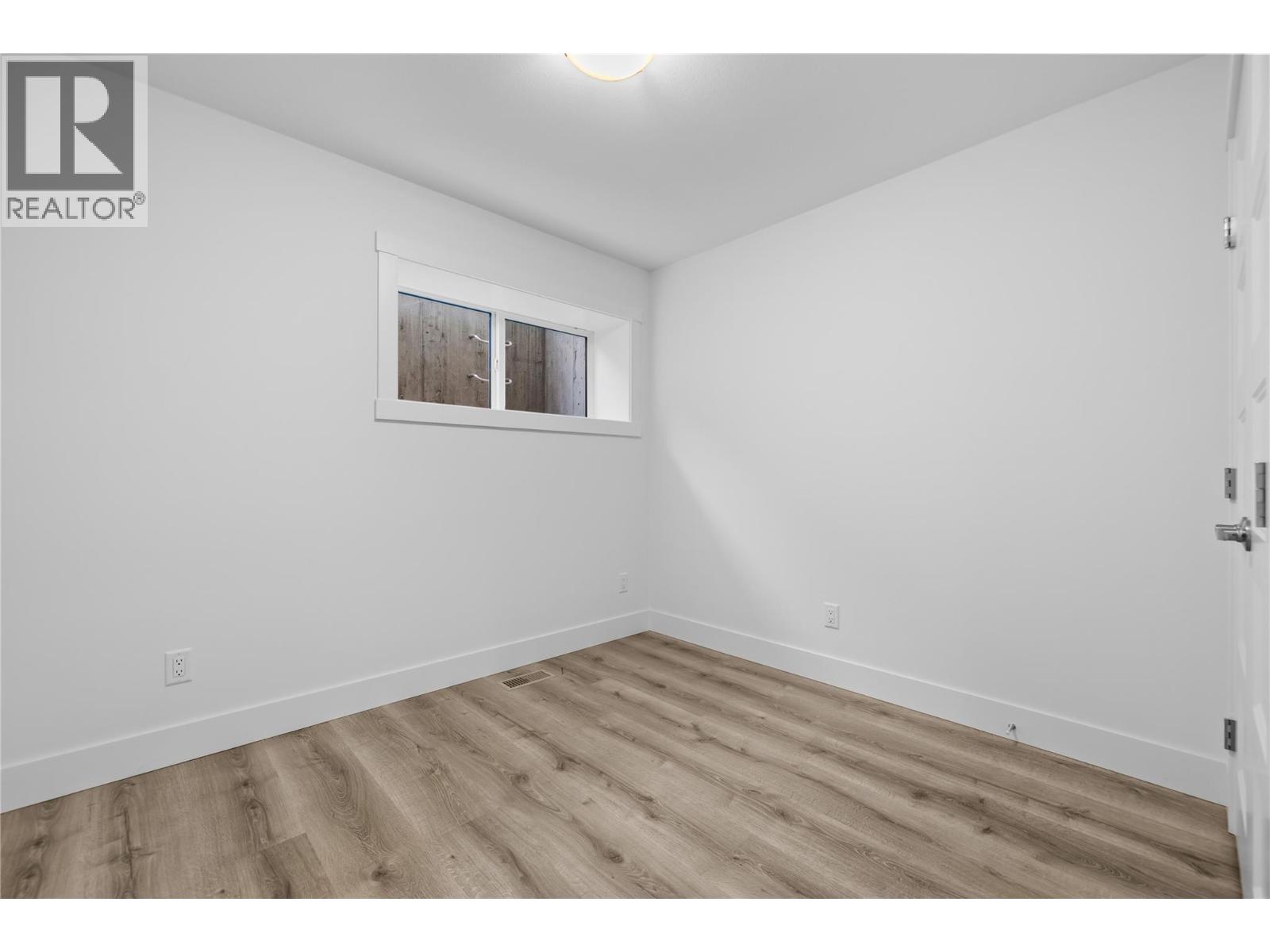1556 Tower Ranch Drive, Kelowna, British Columbia  V1P 1T8 - Photo 39 - 10404682