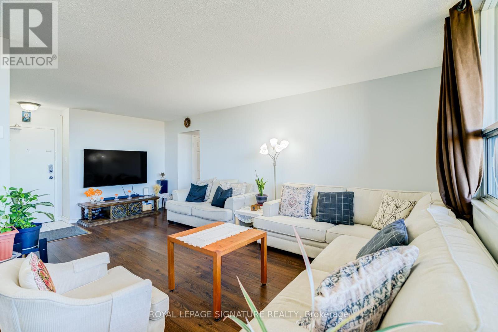 812 - 2550 Pharmacy Avenue, Toronto, Ontario  M1W 1H9 - Photo 7 - E14128976