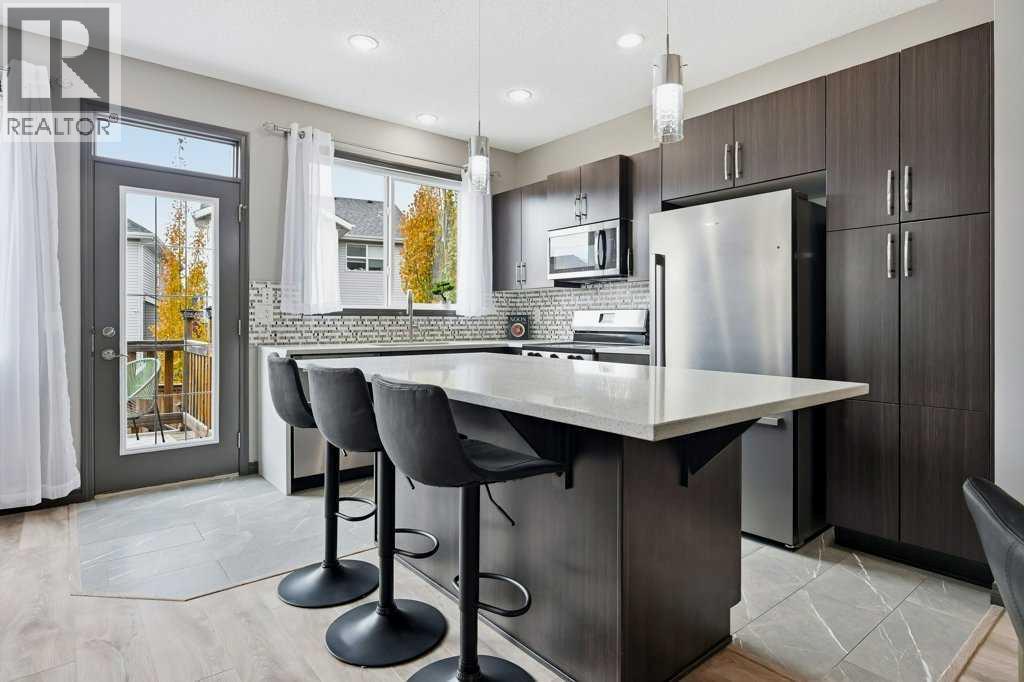 19 Auburn Crest Manor SE, Calgary, Alberta  T3M 1T7 - Photo 8 - A2353518
