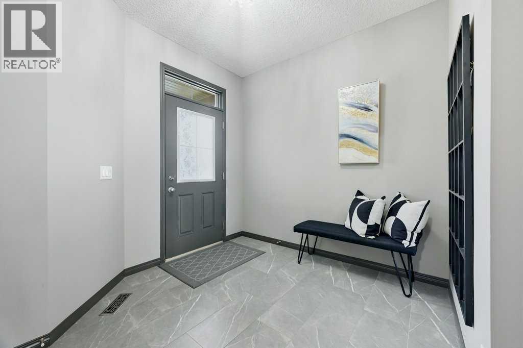 19 Auburn Crest Manor SE, Calgary, Alberta  T3M 1T7 - Photo 3 - A2353518