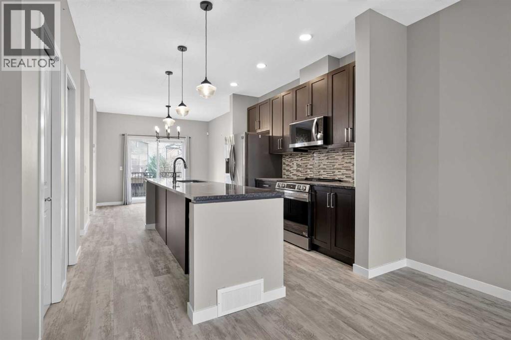 227 Copperpond Row