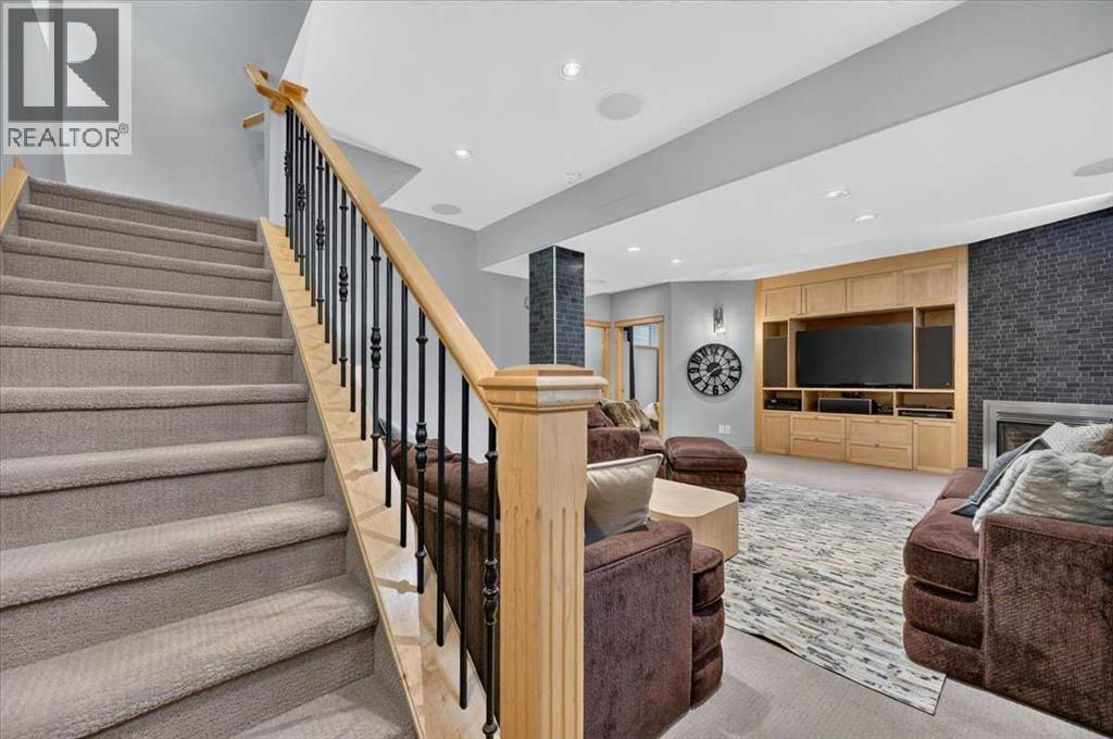 20 Hidden Valley Gardens NW, Calgary, Alberta  T3A 5X3 - Photo 37 - A2354330