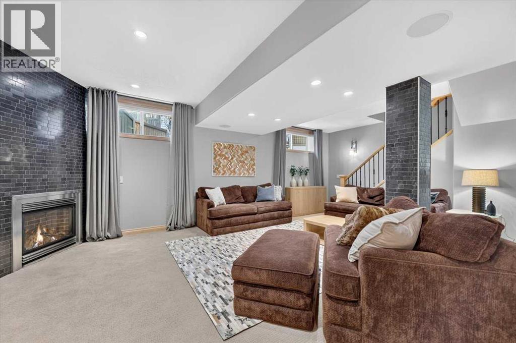 20 Hidden Valley Gardens NW, Calgary, Alberta  T3A 5X3 - Photo 38 - A2354330