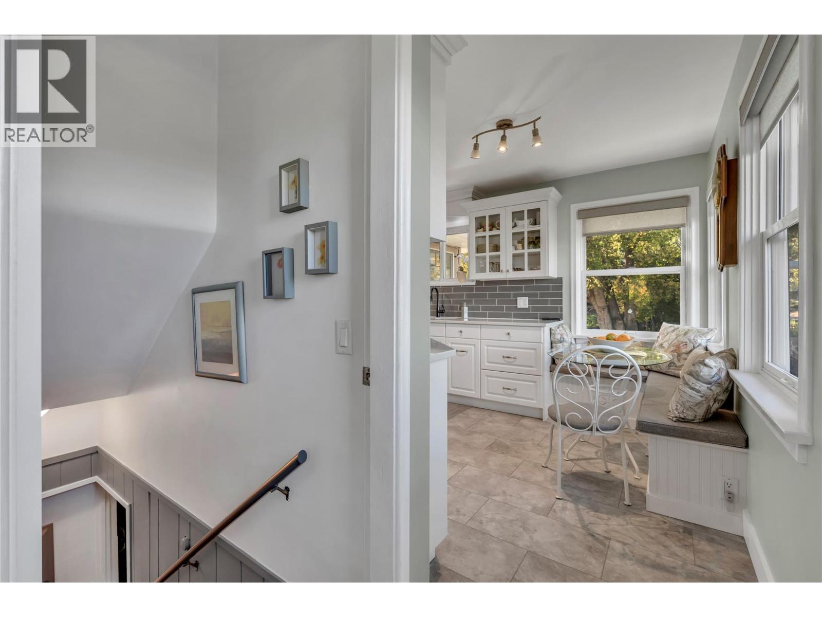 1005 West Bench Drive, Penticton, British Columbia  V2A 8Y4 - Photo 38 - 10404535