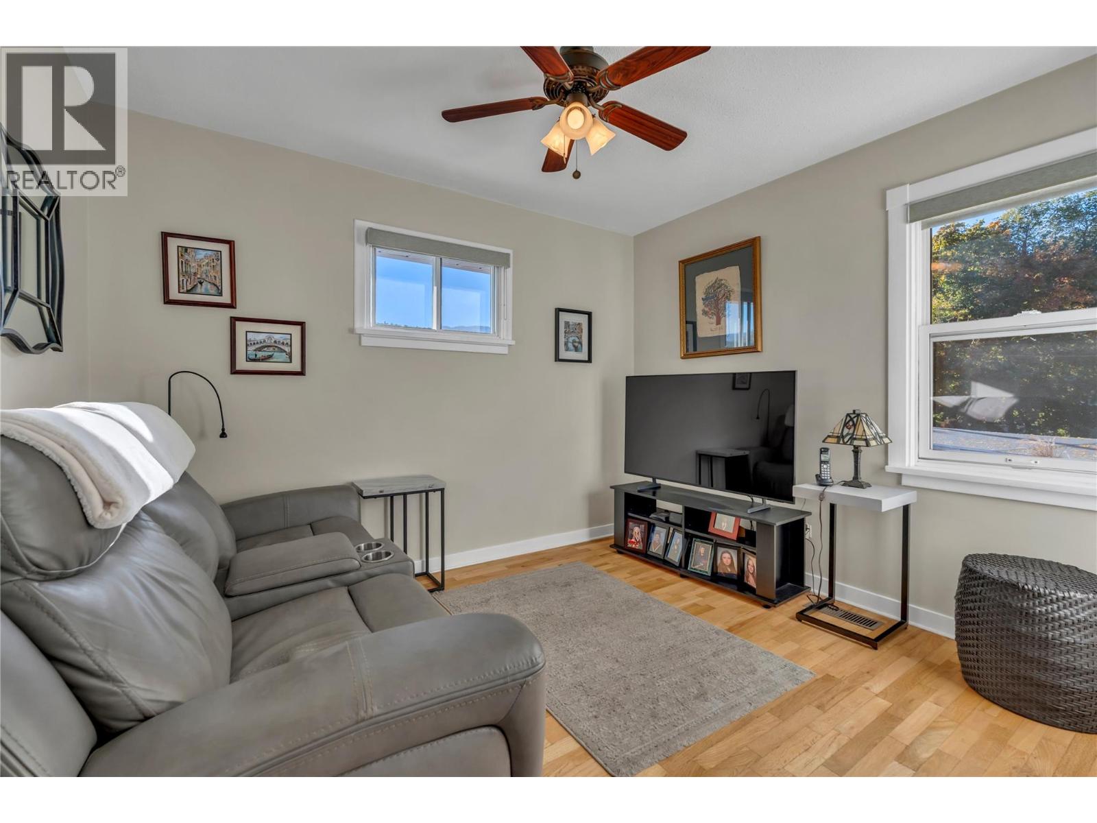 1005 West Bench Drive, Penticton, British Columbia  V2A 8Y4 - Photo 34 - 10404535
