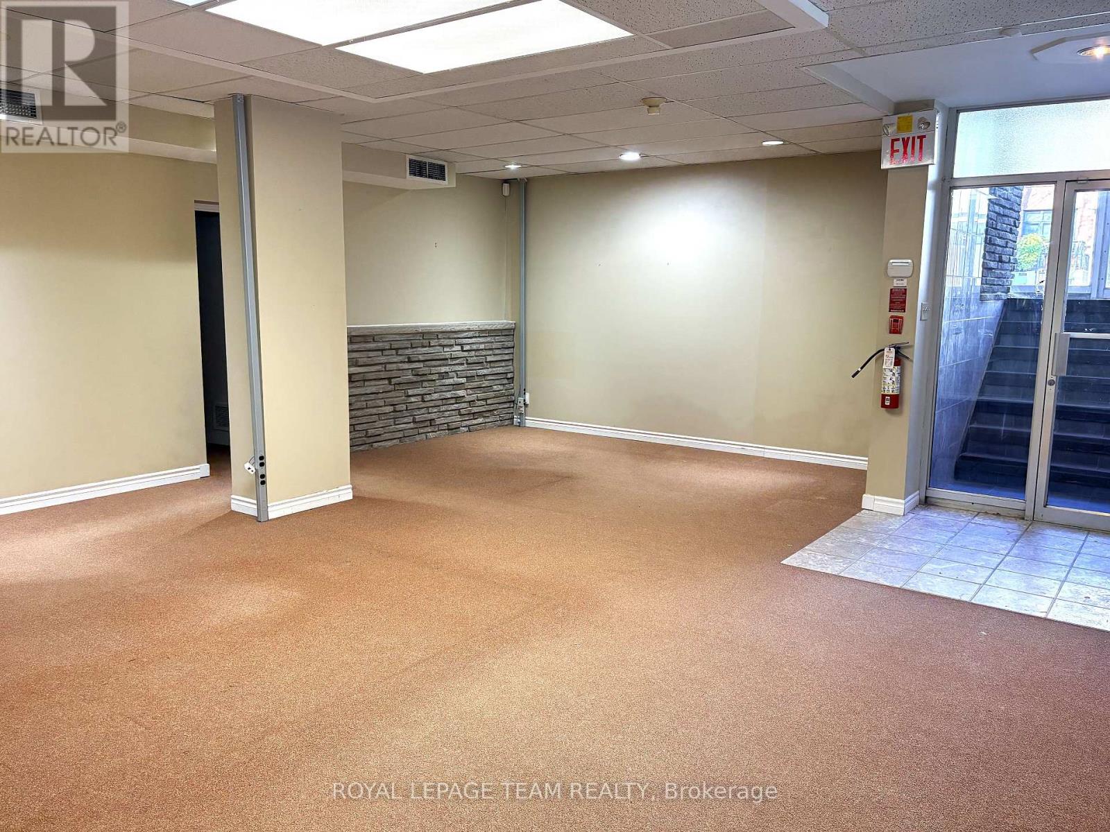 192 Somerset Street W, Ottawa, Ontario  K2P 0J4 - Photo 2 - X14129102