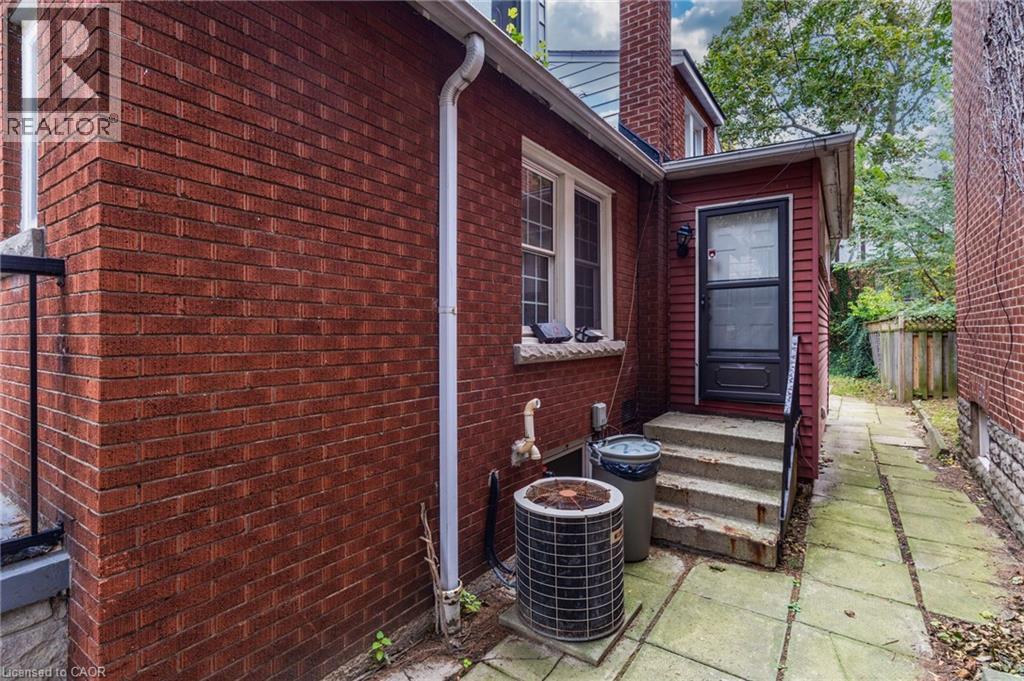 23 Forsyth Avenue S, Hamilton, Ontario L8S 2A4 - Photo 30 - 40872037