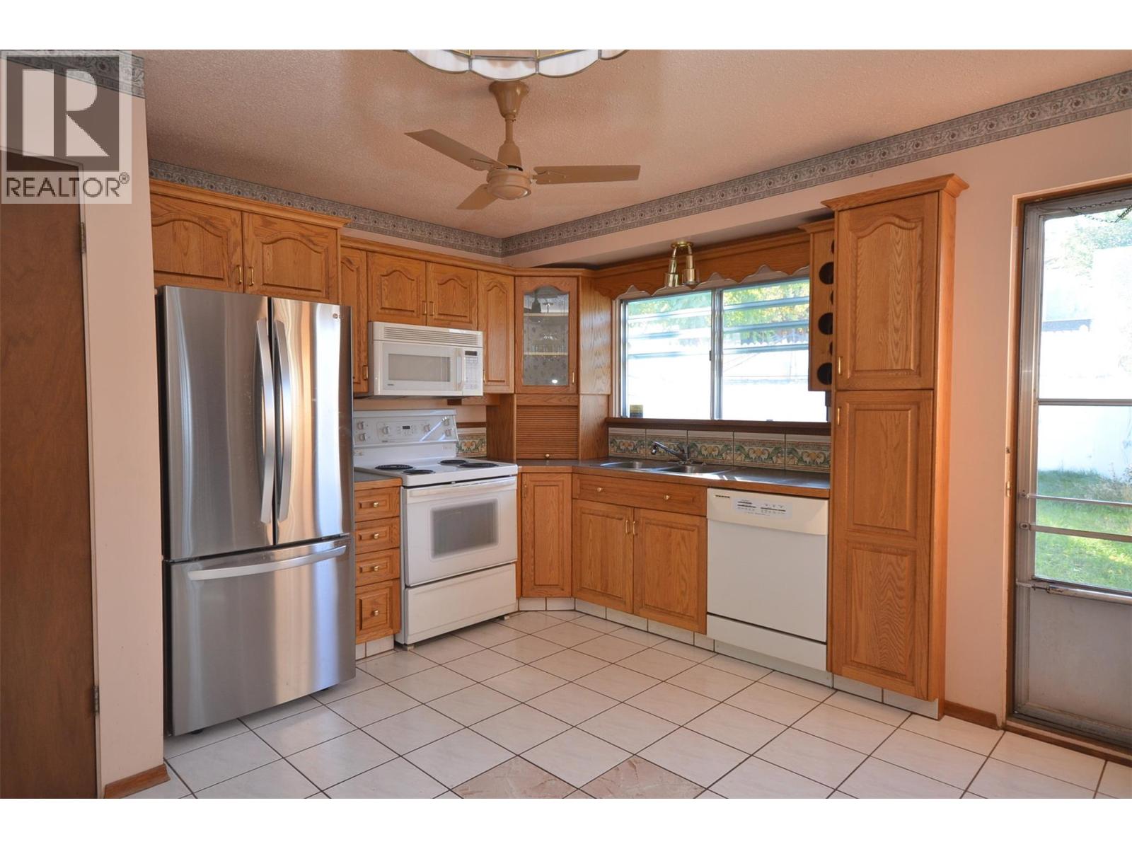 3706 21 Avenue, Vernon, British Columbia  V1T 1H6 - Photo 10 - 10404171