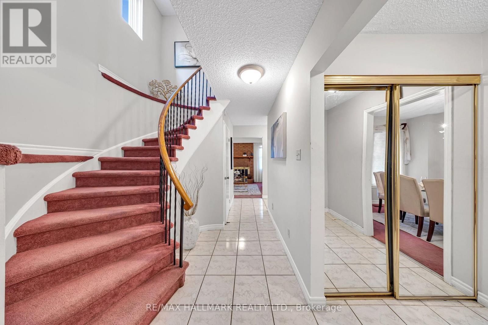 54 Redhead Crescent, Toronto, Ontario  M1V 3B4 - Photo 10 - E14128952