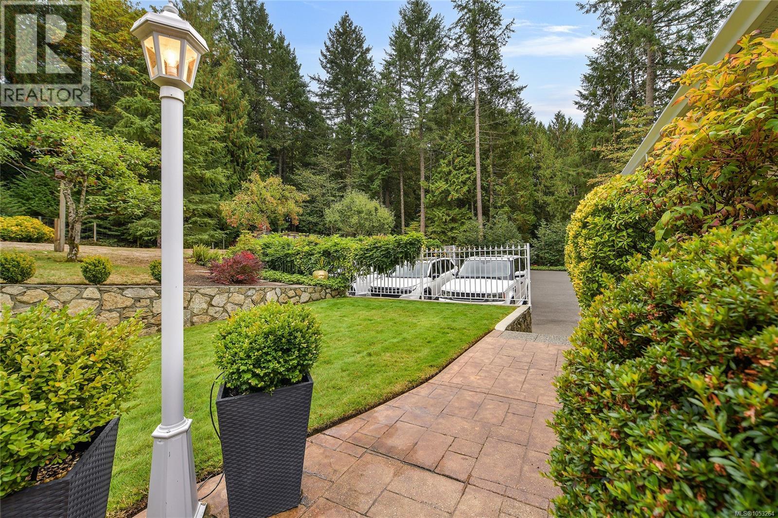 1181 Garden Gate Dr