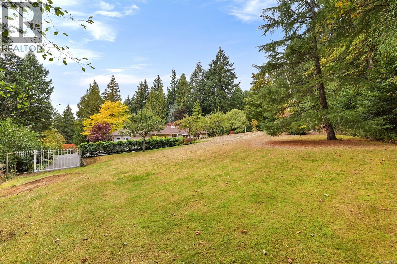 1181 Garden Gate Dr