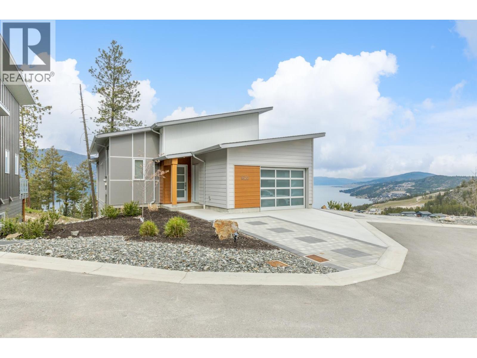 1820 Blue Bunch Court, Kelowna, British Columbia
