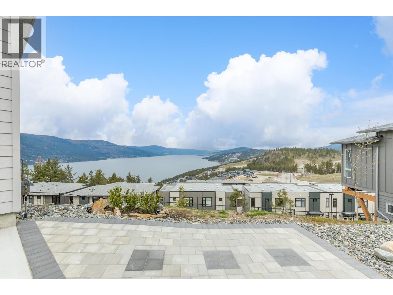 1820 Blue Bunch Court, Kelowna, British Columbia  V1V 0C6 - Photo 2 - 10404834