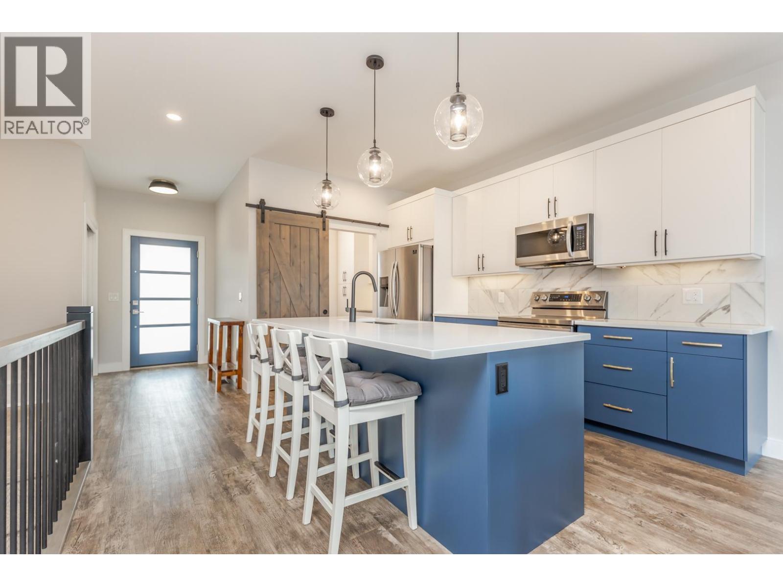 1820 Blue Bunch Court, Kelowna, British Columbia  V1V 0C6 - Photo 4 - 10404834
