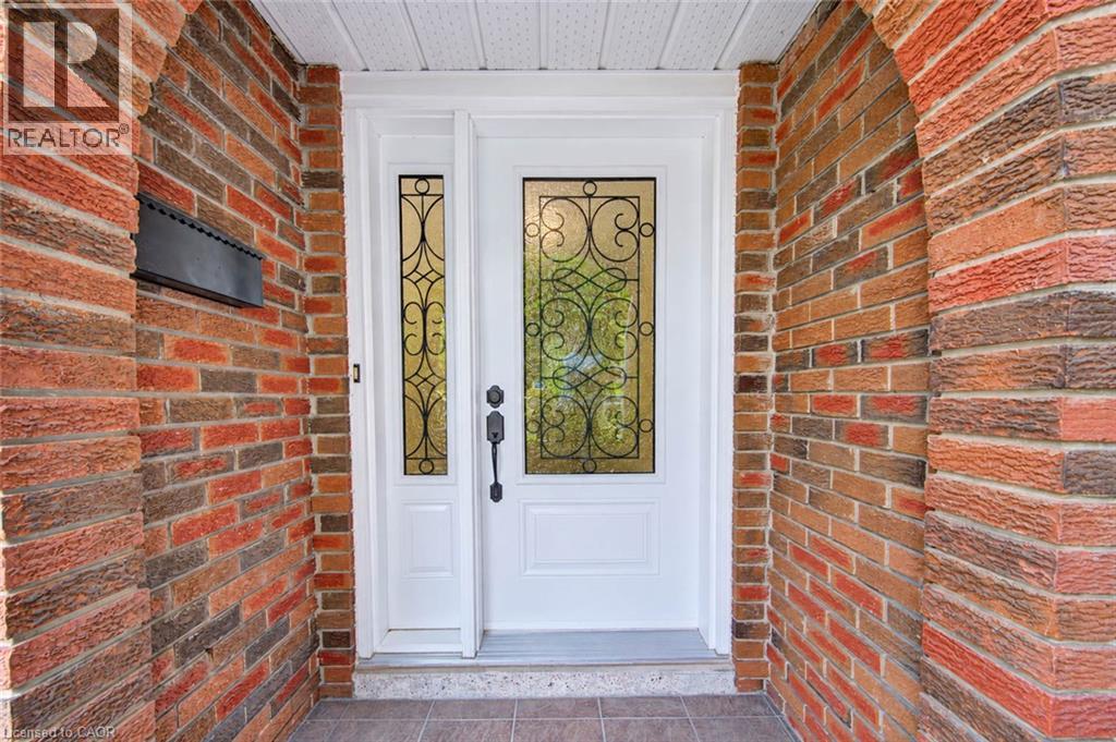 27 Alto Drive, Hamilton, Ontario L8K 5X1 - Photo 4 - 40874832