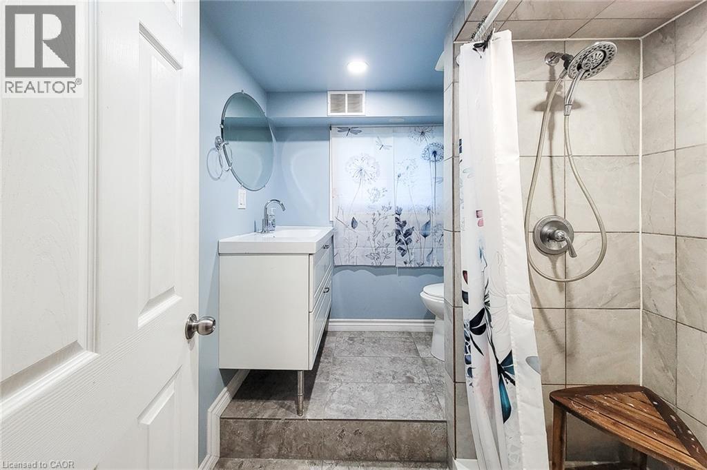 29 Second Road E, Hamilton, Ontario  L8J 3H9 - Photo 31 - 40875036