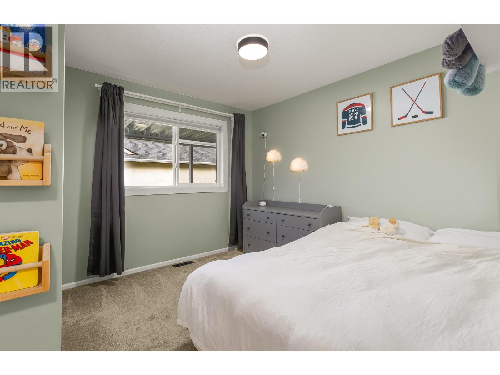 611 25 Street SE, Salmon Arm, British Columbia  V1E 1C8 - Photo 30 - 10404703