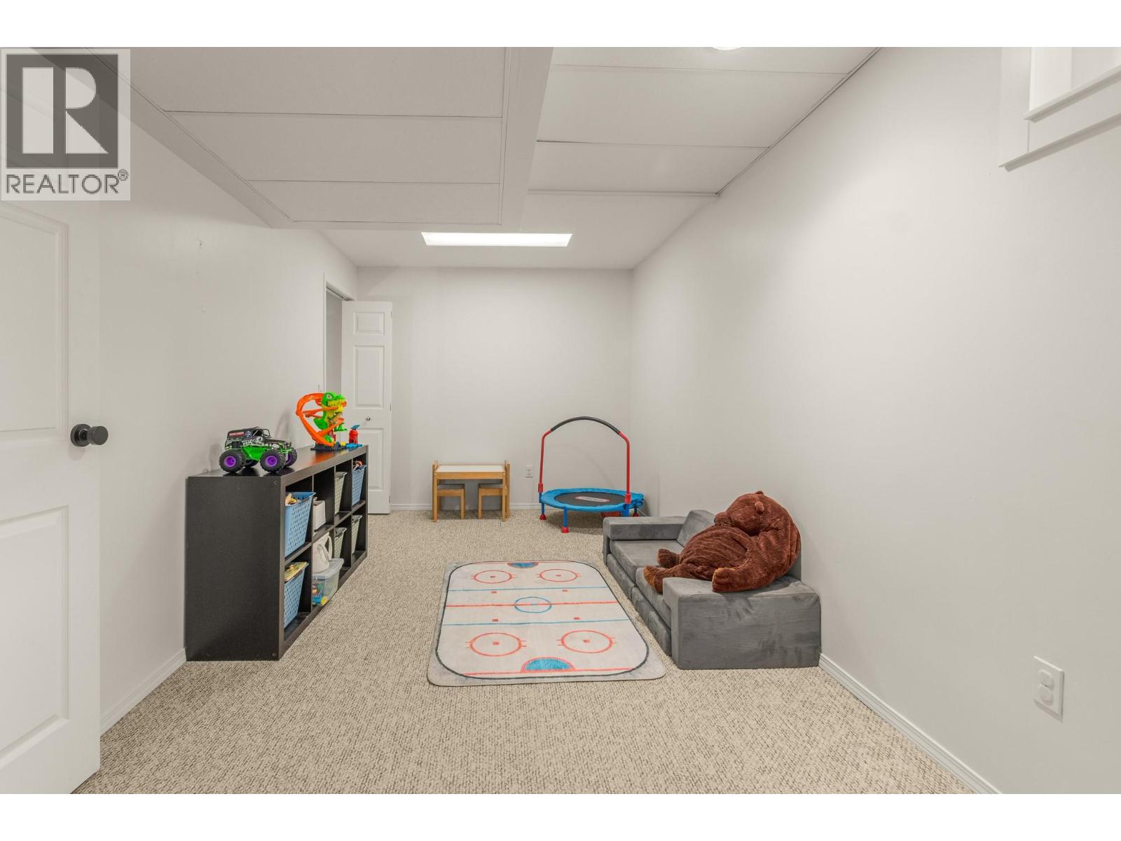 611 25 Street SE, Salmon Arm, British Columbia  V1E 1C8 - Photo 35 - 10404703