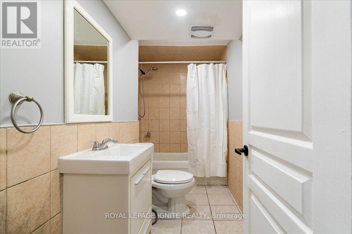 3040 Morning Star Drive, Mississauga, Ontario  L4T 1X2 - Photo 32 - W14129202