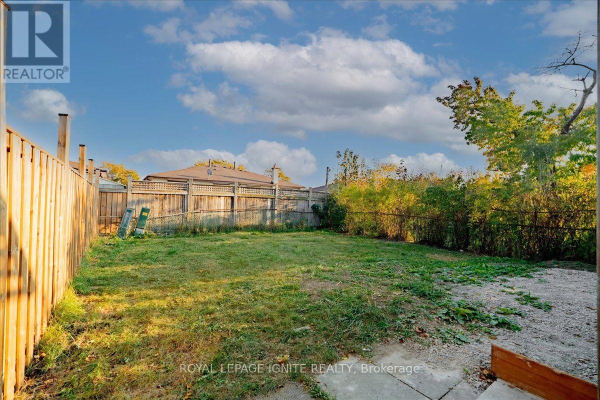 3040 Morning Star Drive, Mississauga, Ontario  L4T 1X2 - Photo 33 - W14129202