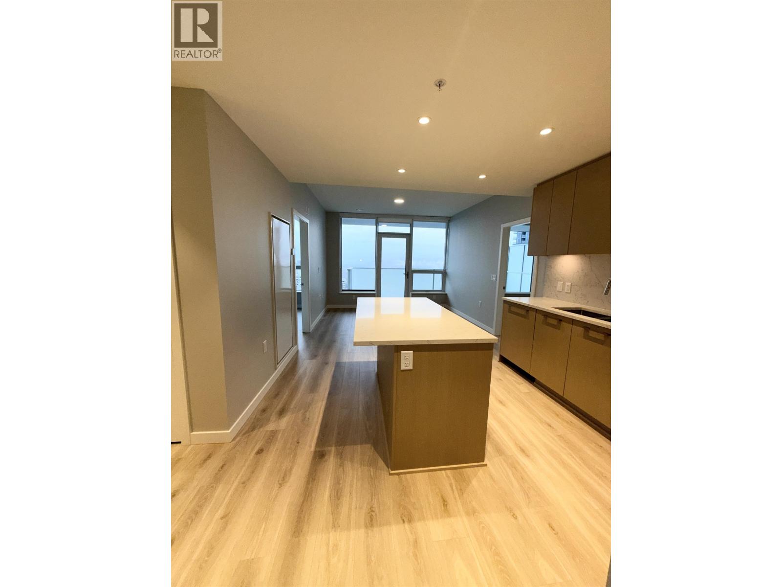 3003 5938 Olive Avenue, Burnaby, British Columbia  V5H 0M6 - Photo 3 - R3178499