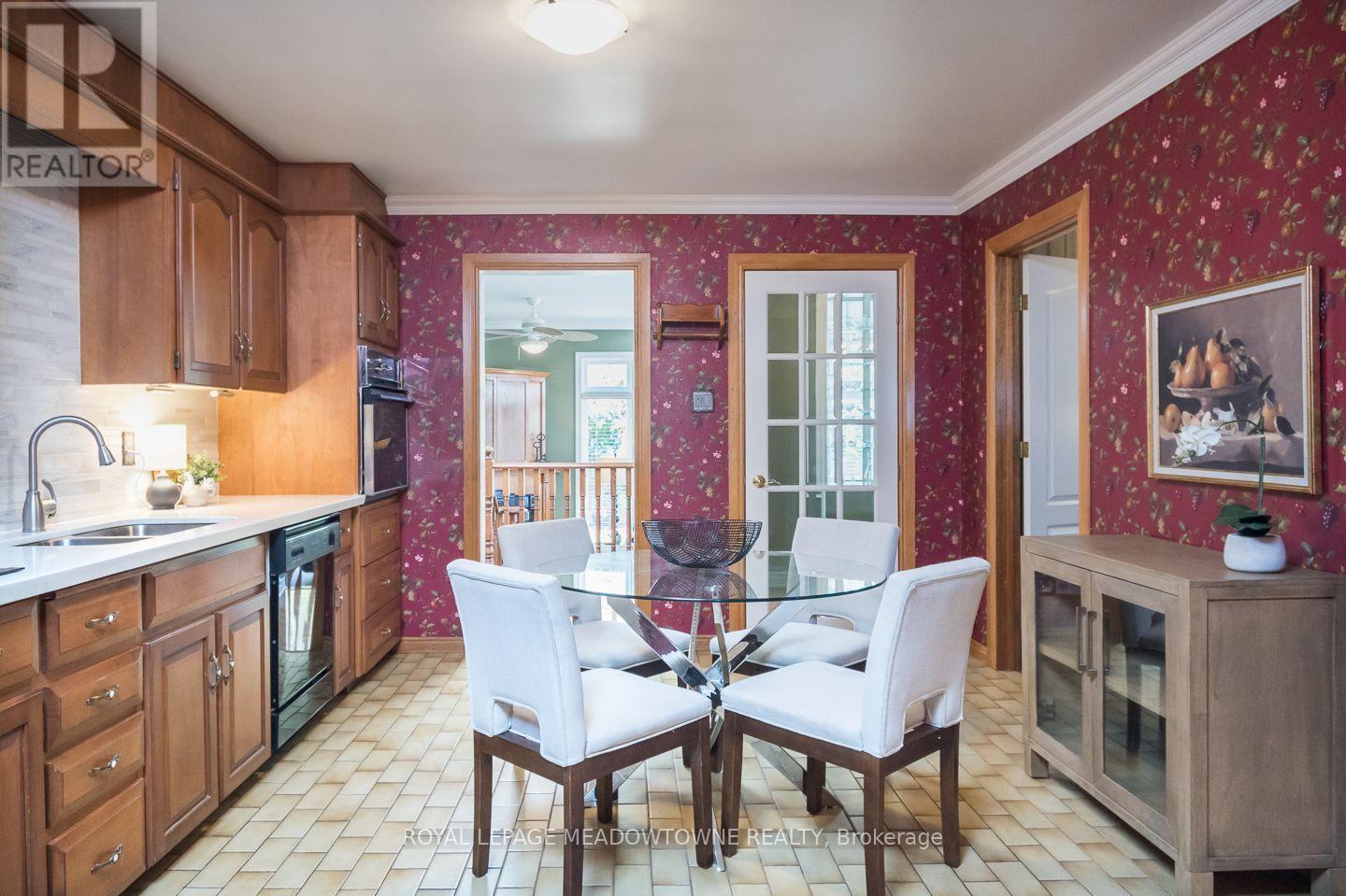 81 Miles Street, Milton, Ontario  L9T 1E7 - Photo 10 - W14127756