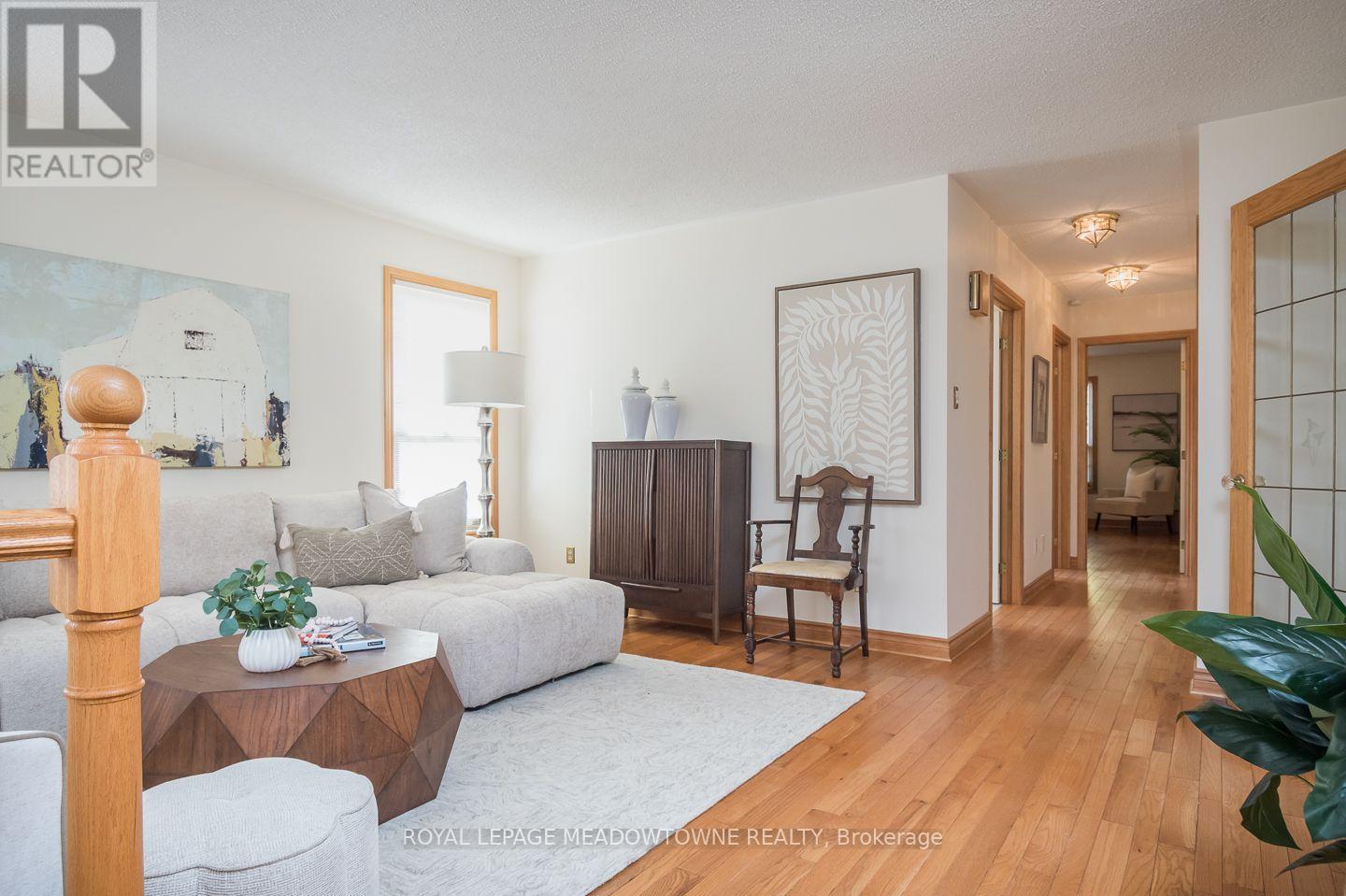 81 Miles Street, Milton, Ontario  L9T 1E7 - Photo 5 - W14127756