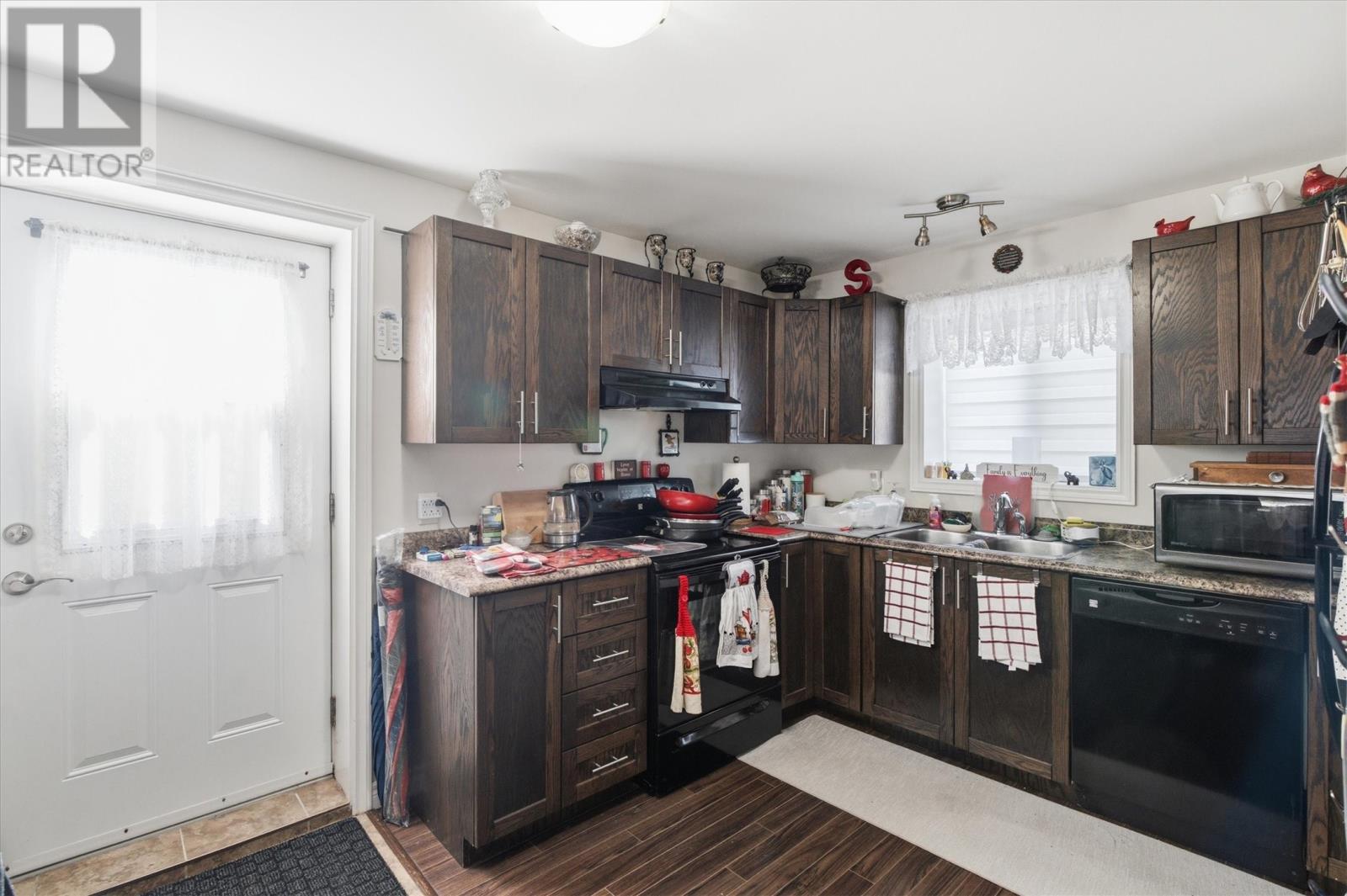4 Flannery Street Paradise Newfoundland & Labrador Canada A1L0X2 for Sale residential Haris Barki Keller Williams Platinum Realty 4 Flannery Street Paradise Newfoundland & Labrador Canada A1L0X2, for Sale, residential, Haris Barki, Keller Williams Platinum Realty