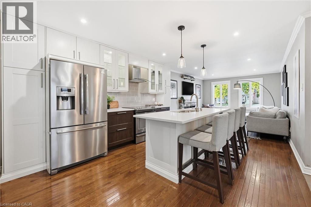 2355 Middlesmoor Crescent, Burlington, Ontario  L7P 3X4 - Photo 7 - 40872302