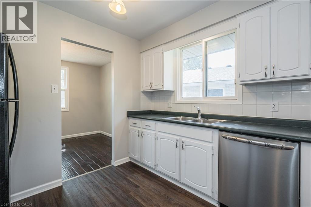328 Breezewood Crescent Unit# Upper, Waterloo, Ontario  N2L 5K5 - Photo 16 - 40874852