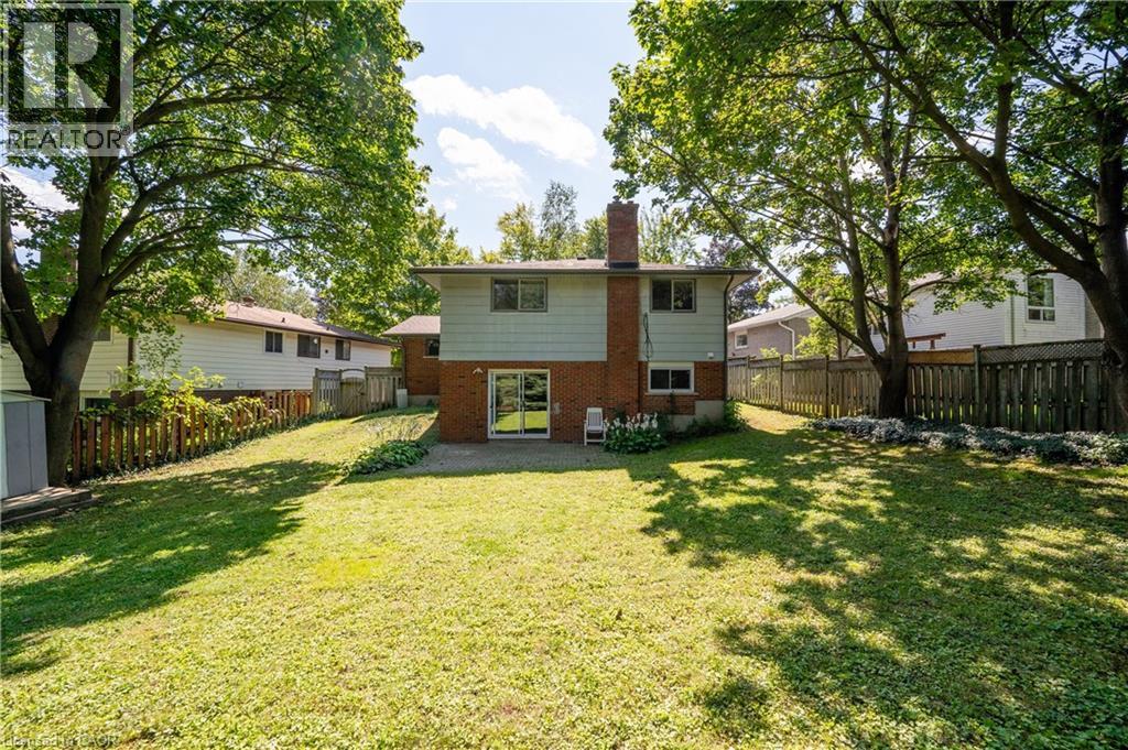 328 Breezewood Crescent Unit# Upper, Waterloo, Ontario  N2L 5K5 - Photo 31 - 40874852