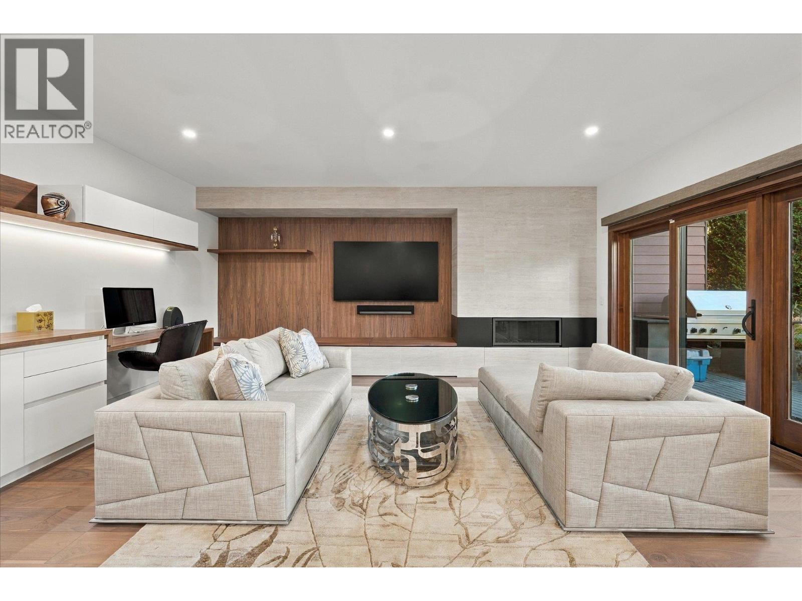 1213 Mount Fee Road, Whistler, British Columbia  V8E 0A4 - Photo 3 - R3179592