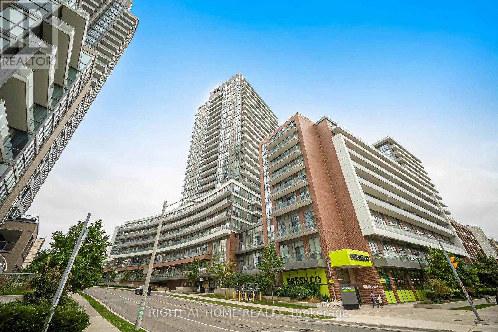 405 - 38 Forest Manor Road, Toronto (Henry Farm), Ontario  M2J 0H4 - Photo 2 - C14129376