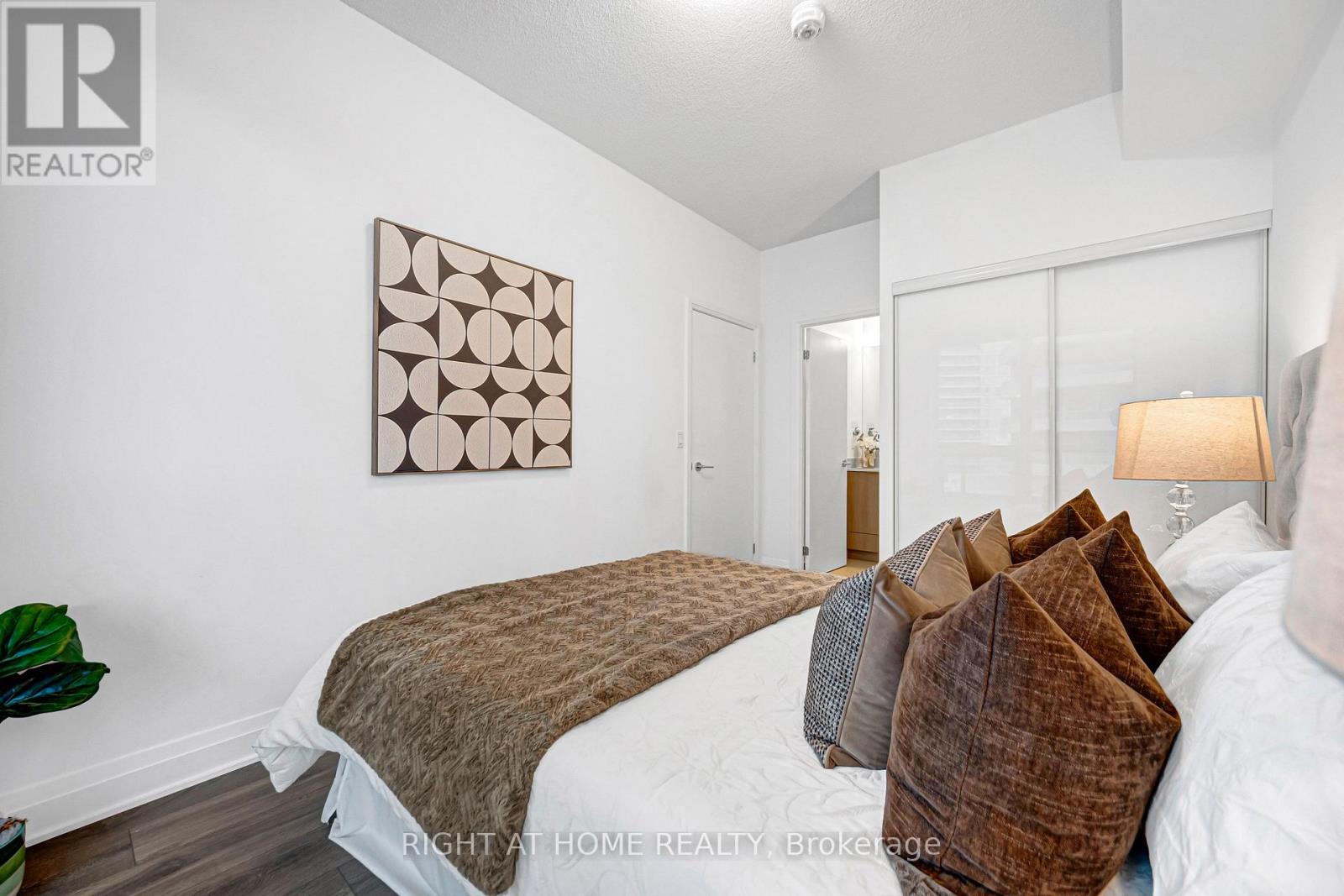 405 - 38 Forest Manor Road, Toronto (Henry Farm), Ontario  M2J 0H4 - Photo 31 - C14129376