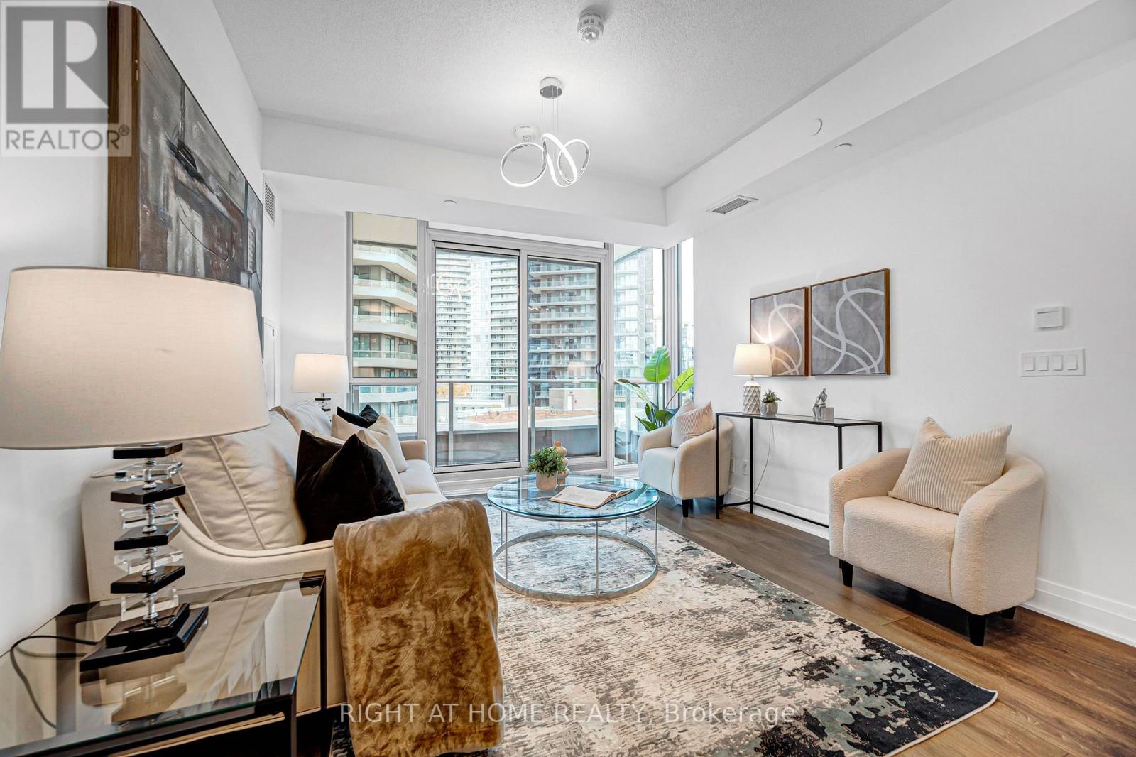 405 - 38 Forest Manor Road, Toronto (Henry Farm), Ontario  M2J 0H4 - Photo 7 - C14129376