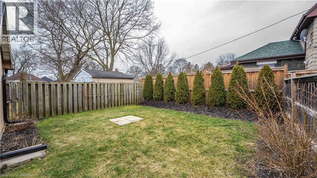 39 Gordon Street, Brantford, Ontario  N3S 2N1 - Photo 25 - 40863229