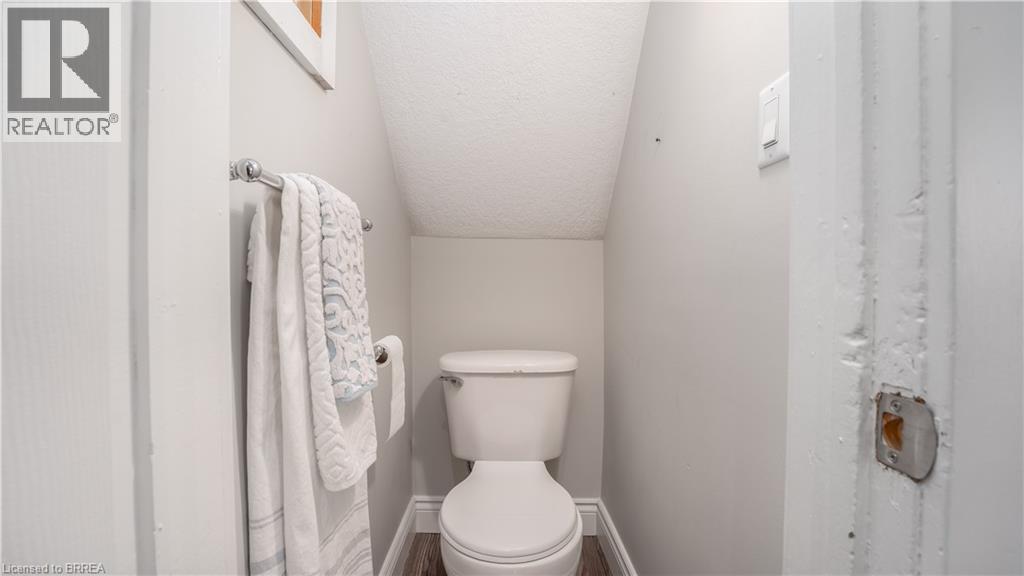39 Gordon Street, Brantford, Ontario  N3S 2N1 - Photo 17 - 40863229