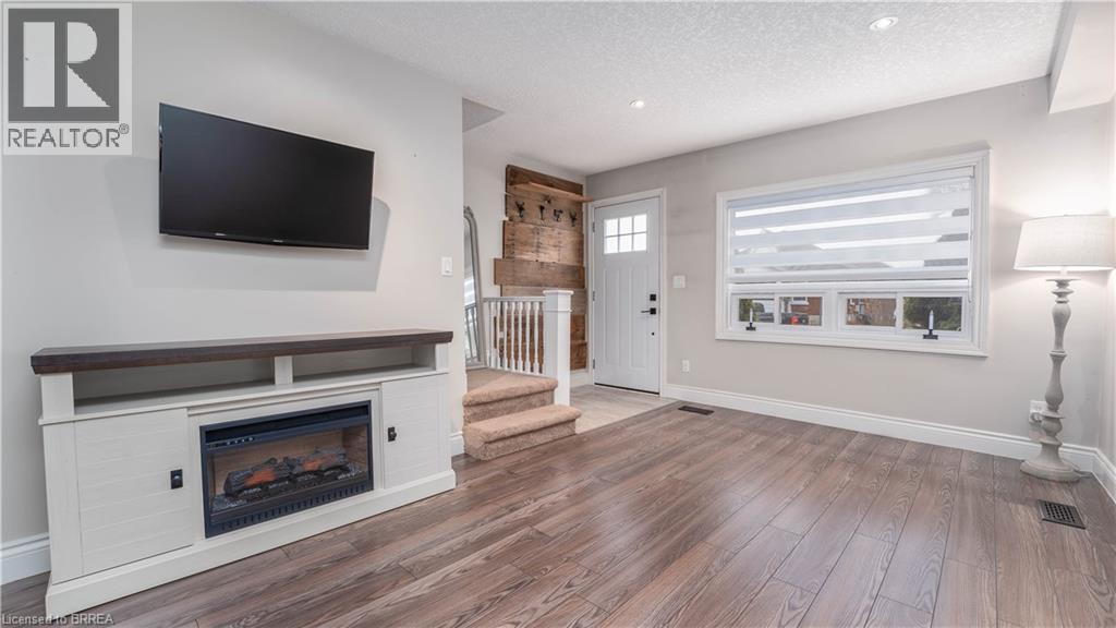 39 Gordon Street, Brantford, Ontario  N3S 2N1 - Photo 8 - 40863229