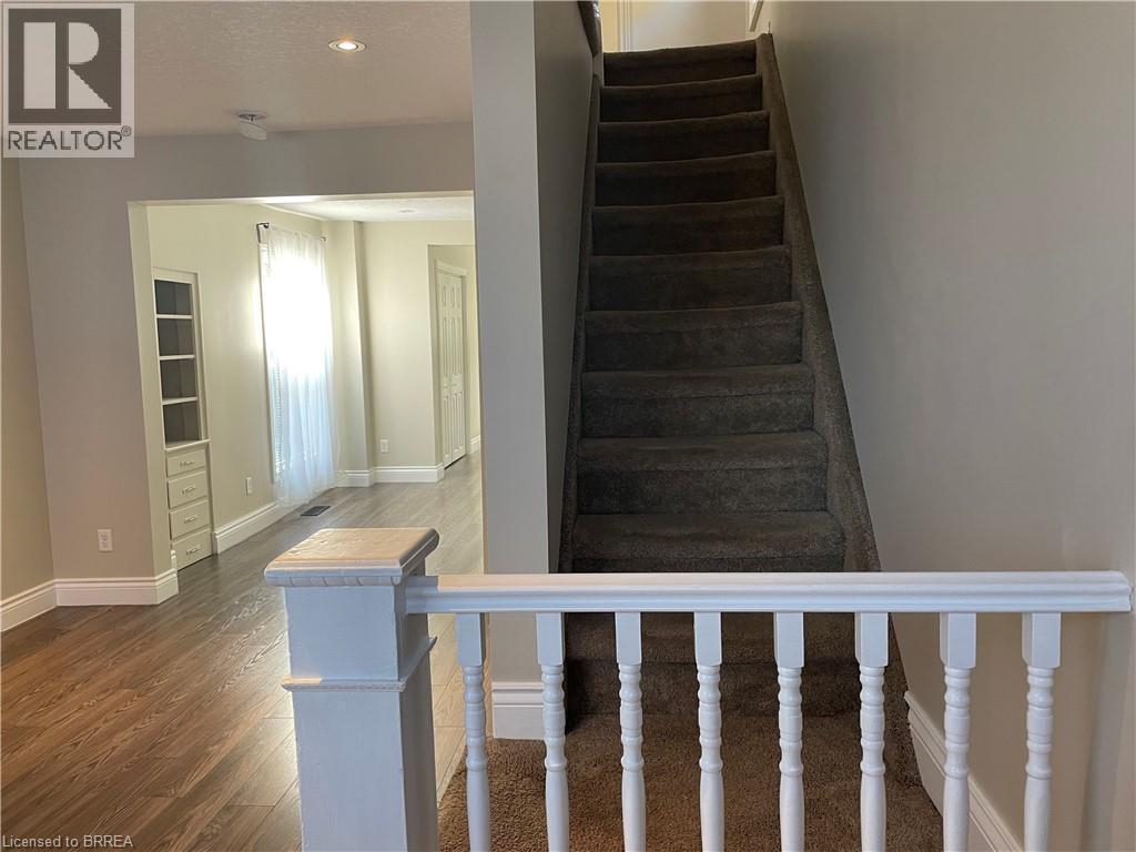 39 Gordon Street, Brantford, Ontario  N3S 2N1 - Photo 11 - 40863229
