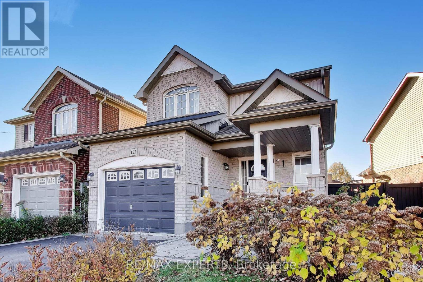123 Daiseyfield Avenue, Clarington, Ontario  L1E 0H2 - Photo 2 - E14129294