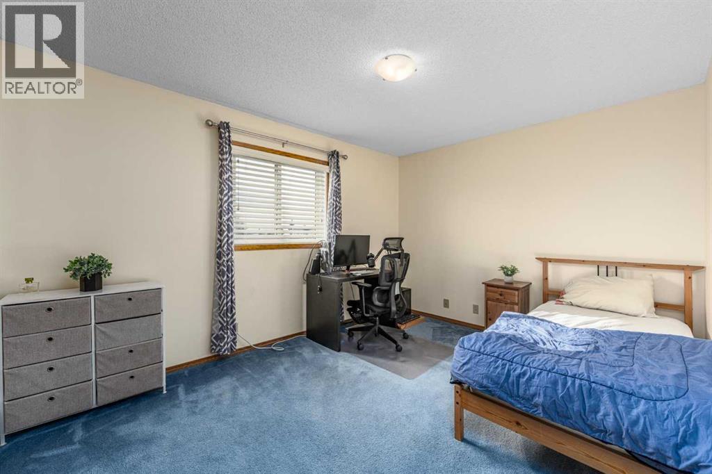 509 Hawkstone Drive NW, Calgary, Alberta  T3G 3R2 - Photo 27 - A2355458