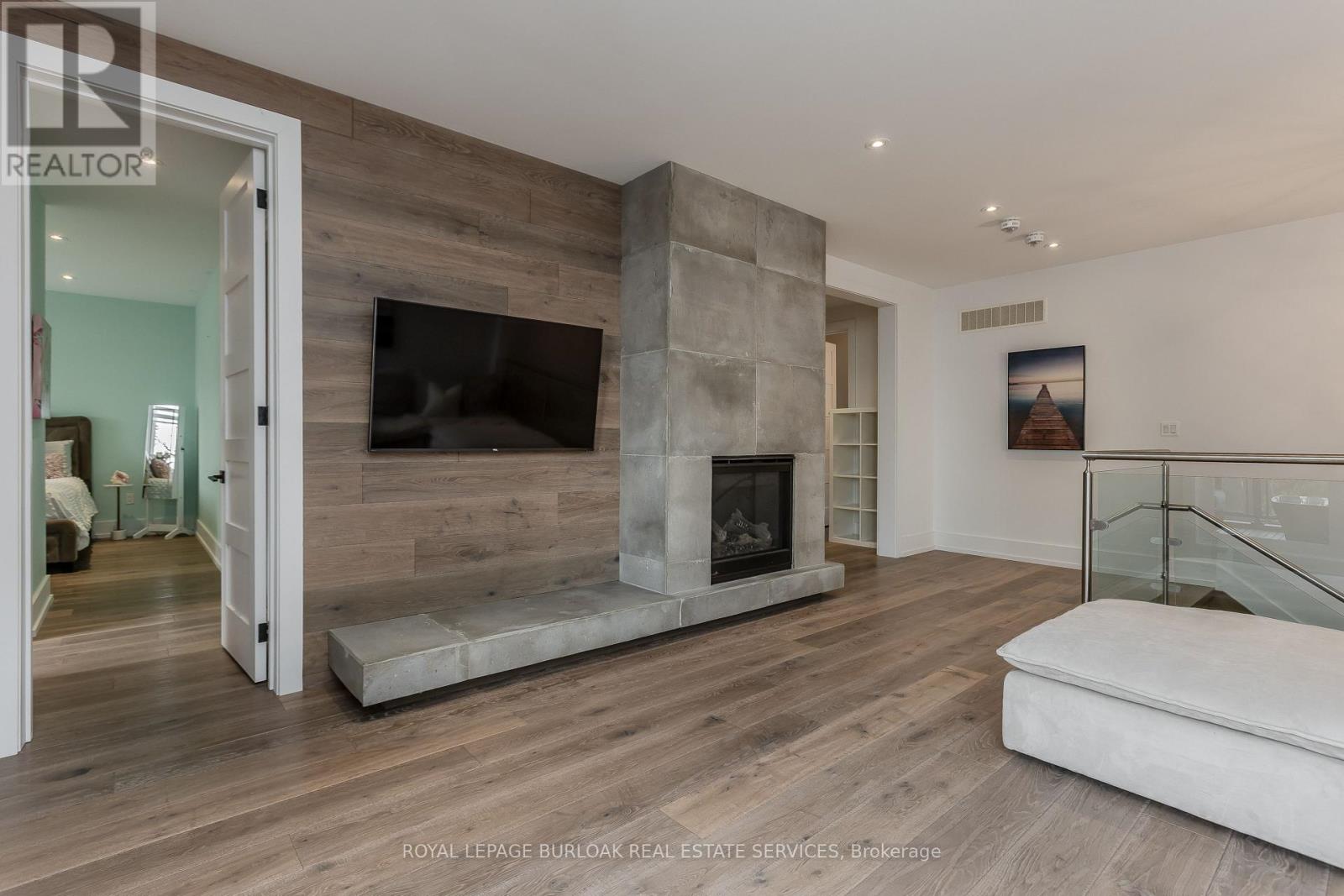 463 Indian Road, Burlington, Ontario  L7T 3T3 - Photo 14 - W14129302