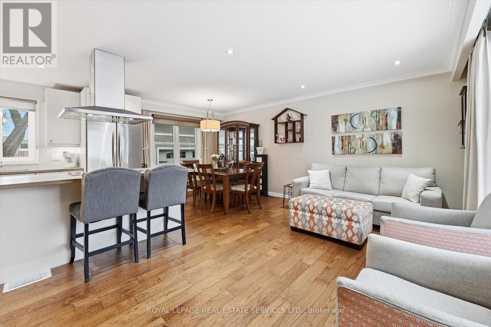 464 Tower Drive, Oakville, Ontario  L6L 4R3 - Photo 6 - W14129318