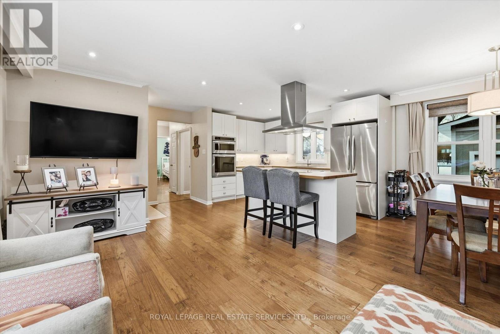 464 Tower Drive, Oakville, Ontario  L6L 4R3 - Photo 8 - W14129318