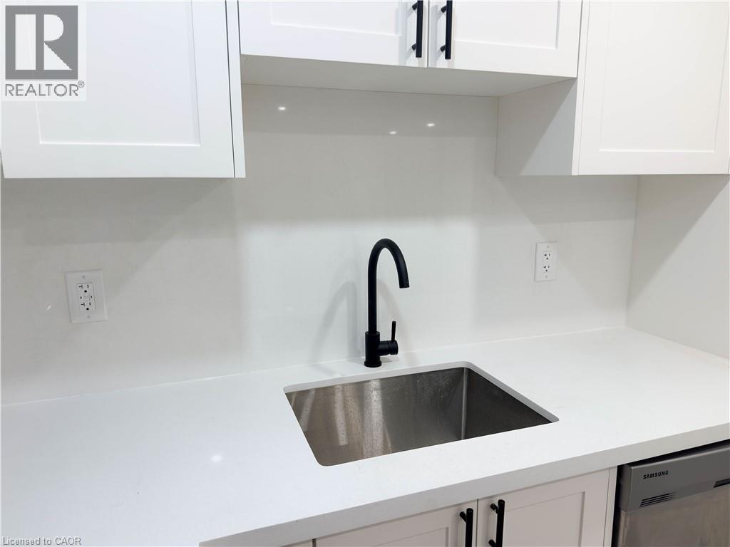 304 Westpark Crescent, Waterloo, Ontario  N2T 0A4 - Photo 10 - 40875070