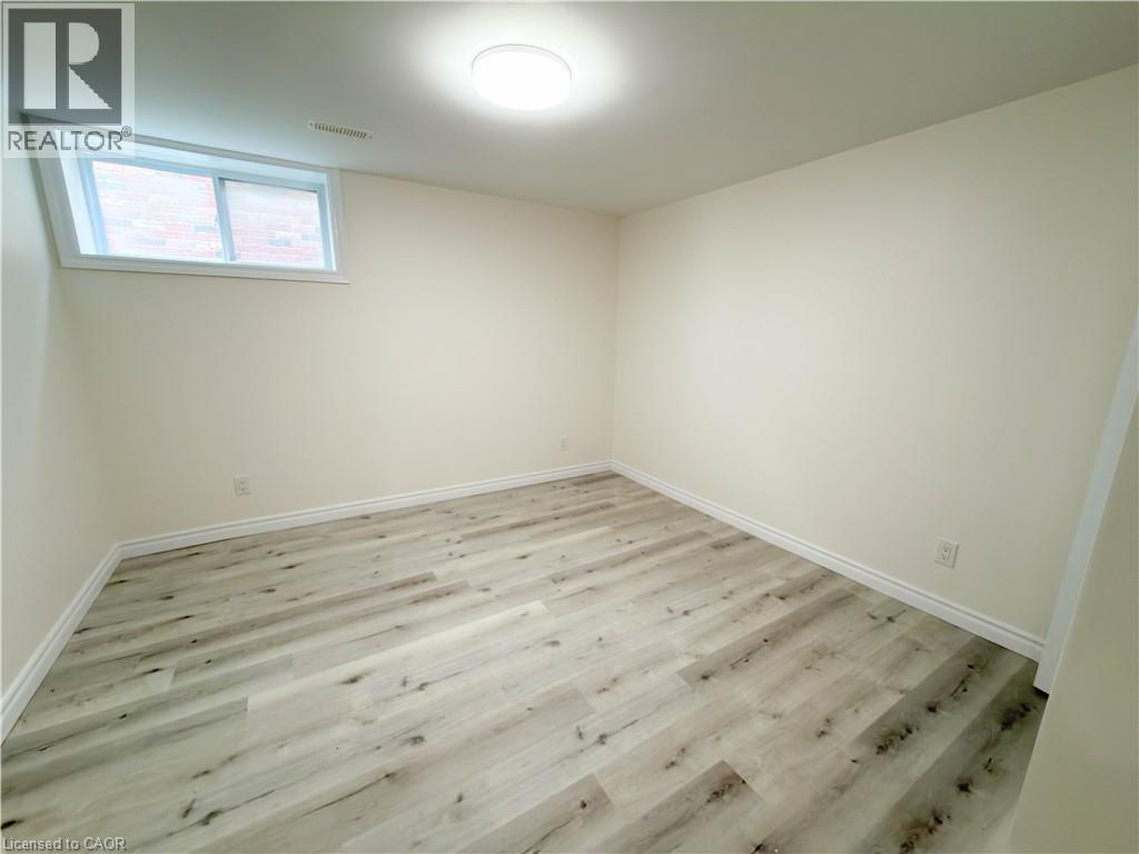 304 Westpark Crescent, Waterloo, Ontario  N2T 0A4 - Photo 16 - 40875070
