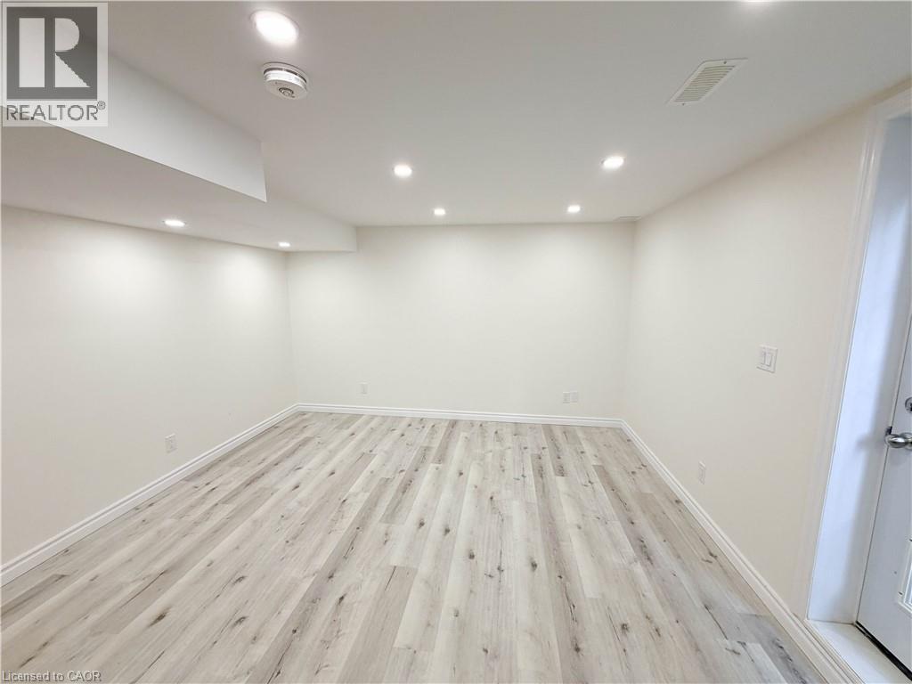 304 Westpark Crescent, Waterloo, Ontario  N2T 0A4 - Photo 5 - 40875070