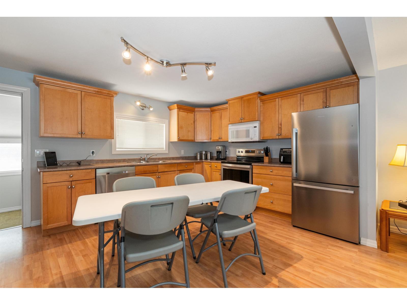 648 HUDSON BAY STREET|Hope